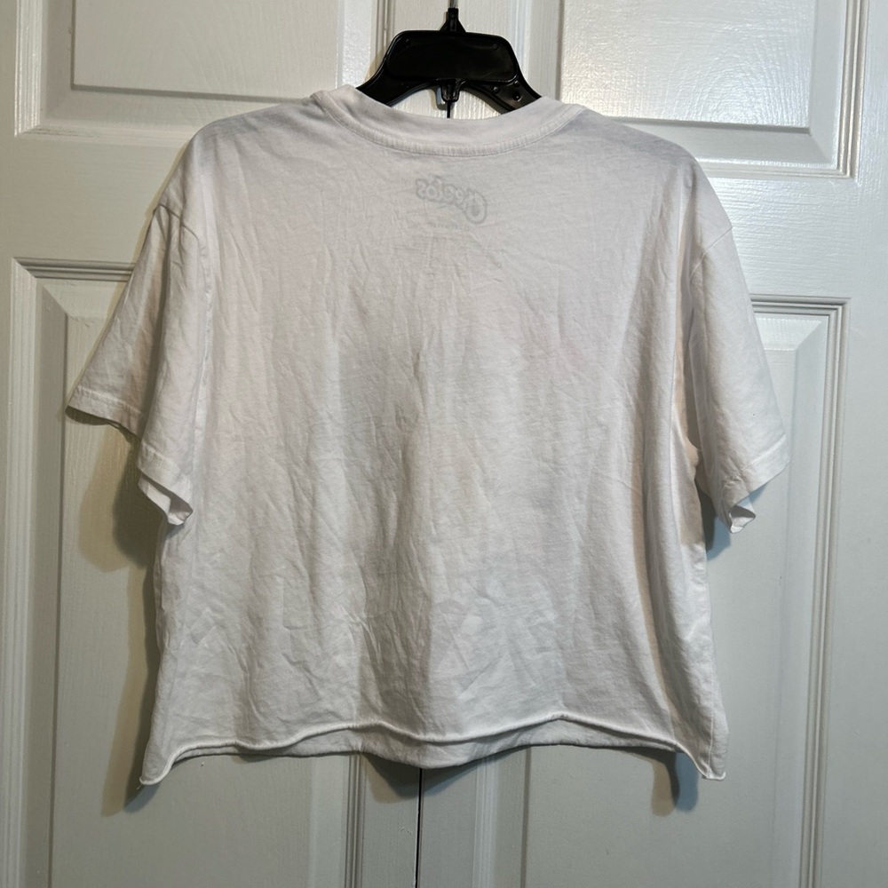 Cheetos Flamin' Hot Boxy Cropped White Graphic T-Shirt Size XXL Juniors - Picture 6 of 8